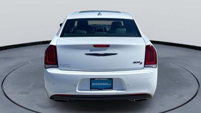 2023 Chrysler 300 S V6