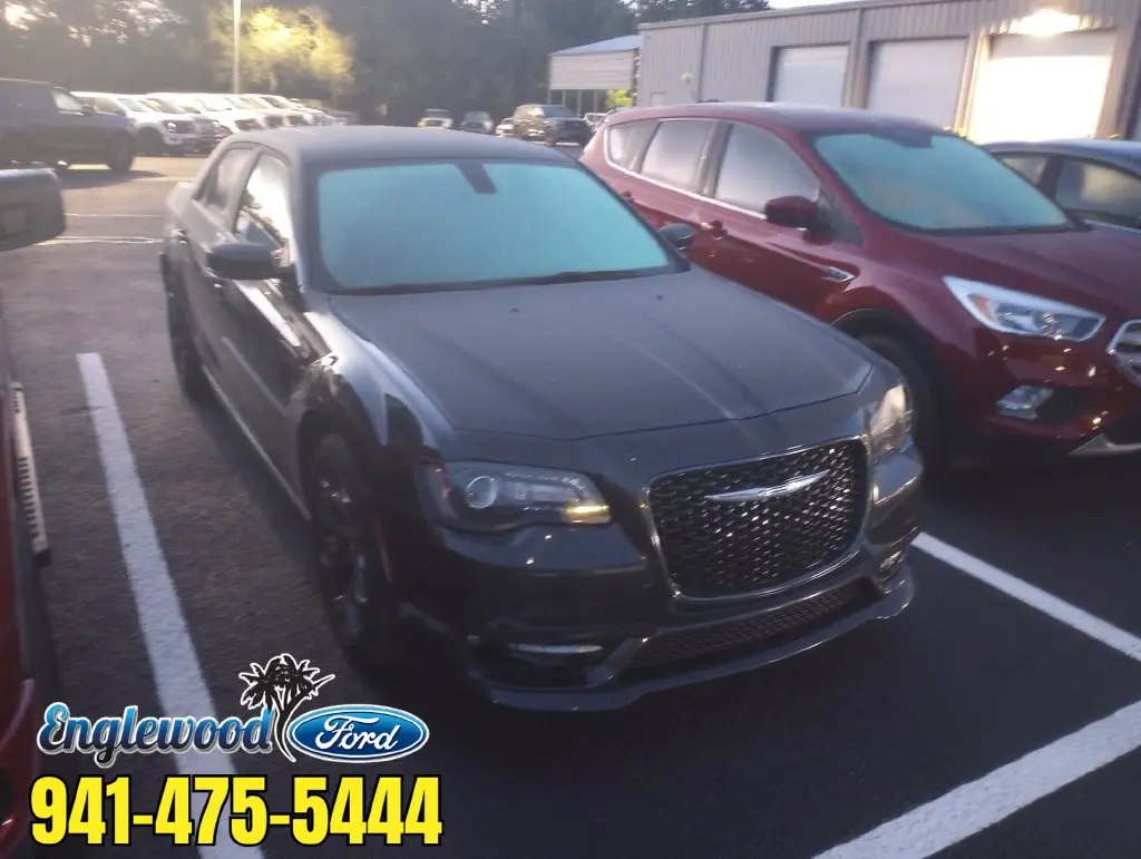 2018 Chrysler 300