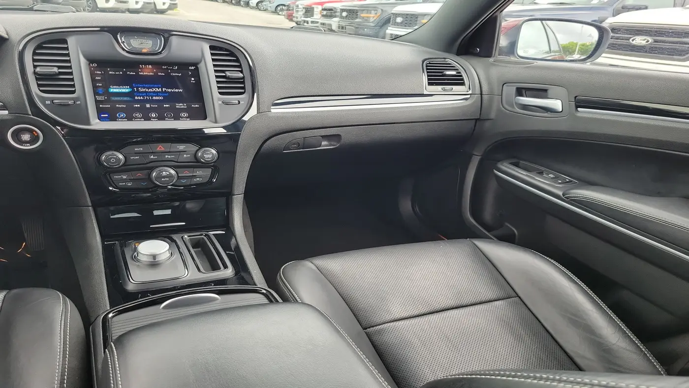 2021 Chrysler 300 S V6