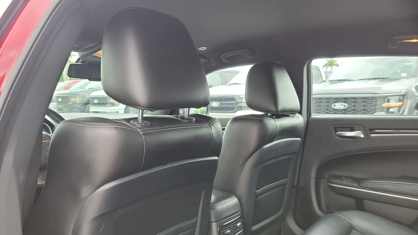 2021 Chrysler 300 S V6