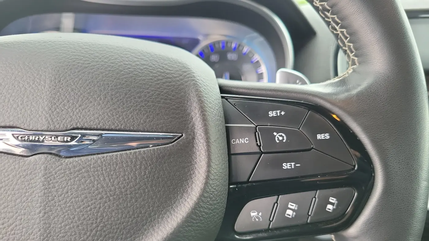 2021 Chrysler 300 S V6
