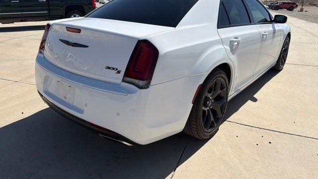 2021 Chrysler 300 S V6