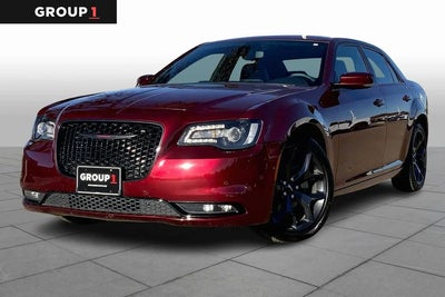 2023 Chrysler 300 S V6 4DR Sedan