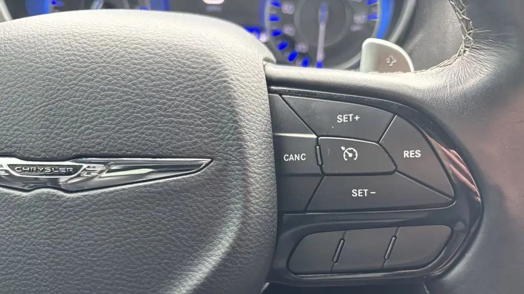 2021 Chrysler 300 S V8