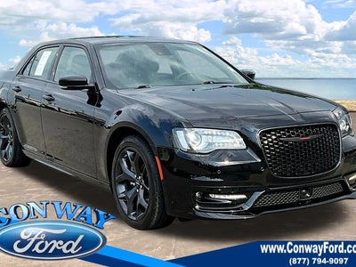 2023 Chrysler 300 S V8 4DR Sedan