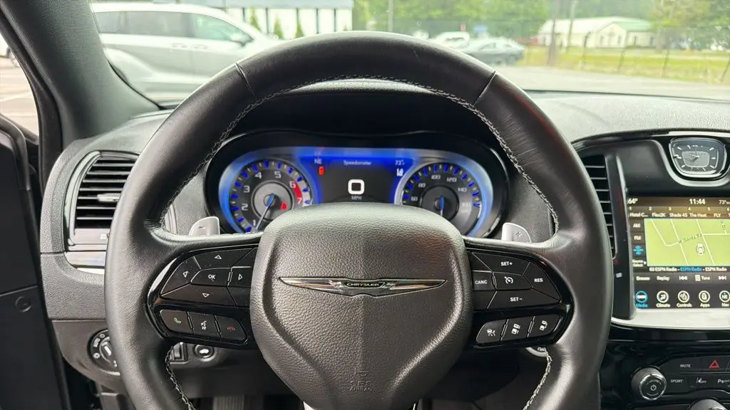 2022 Chrysler 300 S V8