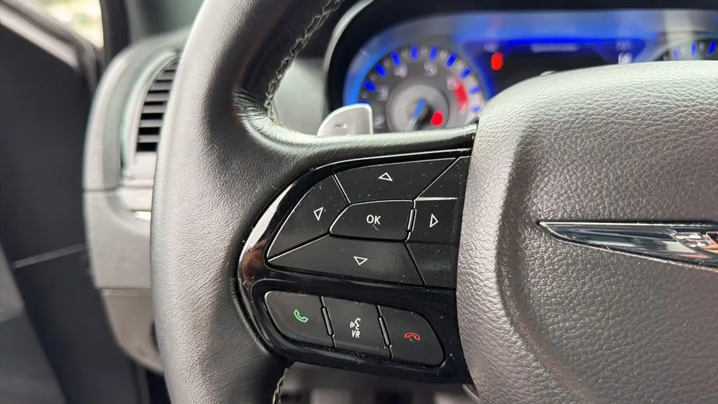 2022 Chrysler 300 S V8