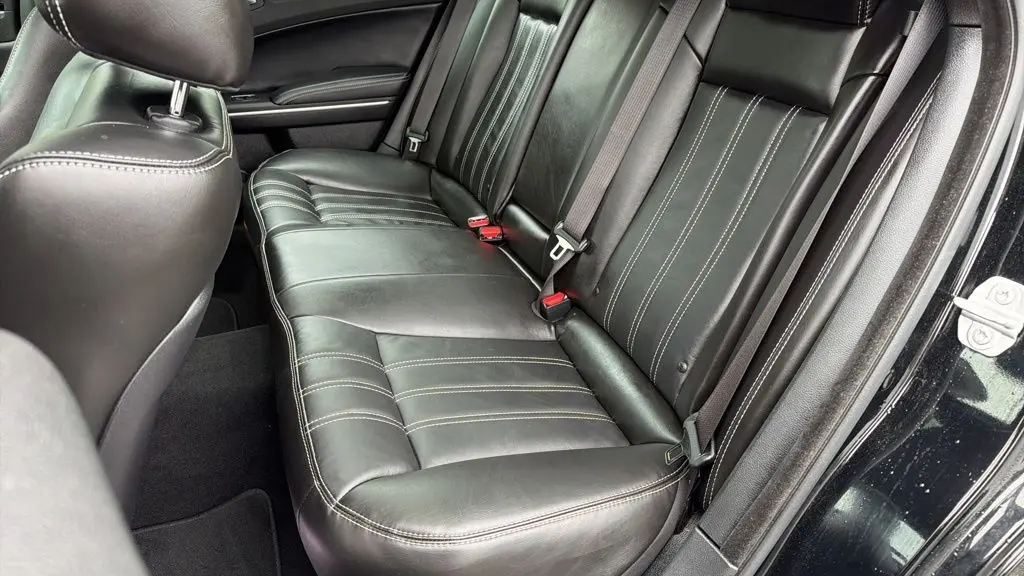 2022 Chrysler 300 S V8