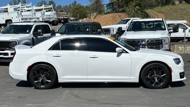 2022 Chrysler 300 S V8
