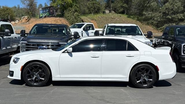 2022 Chrysler 300 S V8