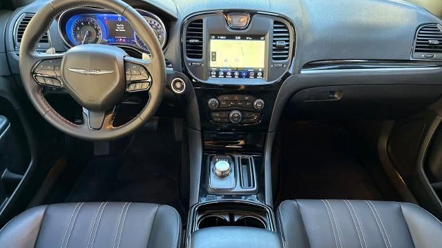 2022 Chrysler 300 S V8