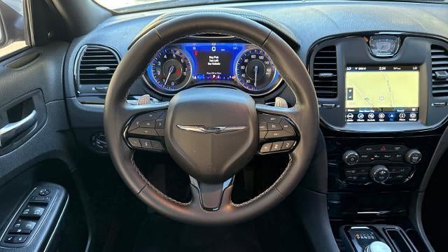 2022 Chrysler 300 S V8