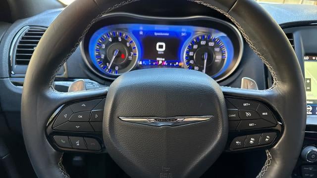 2022 Chrysler 300 S V8