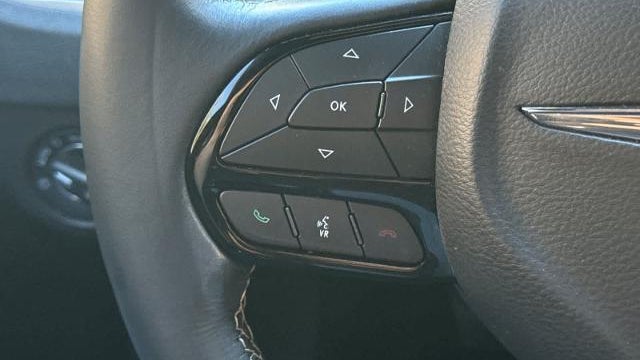 2022 Chrysler 300 S V8