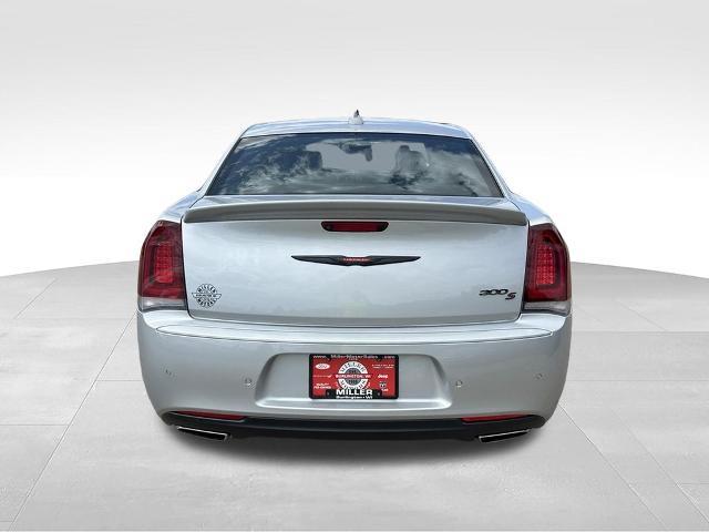 2023 Chrysler 300 - $36,596