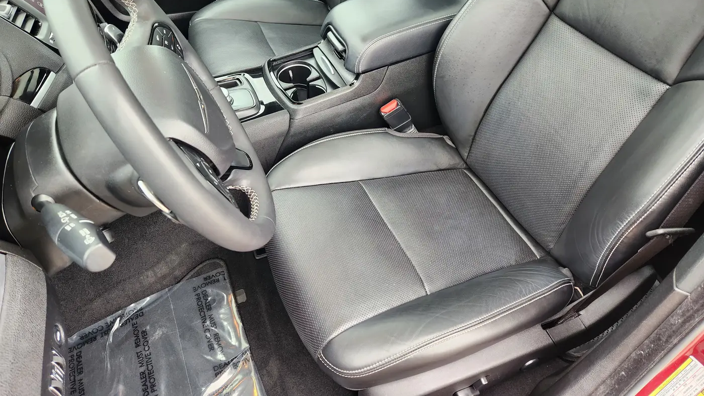 2023 Chrysler 300 S V8