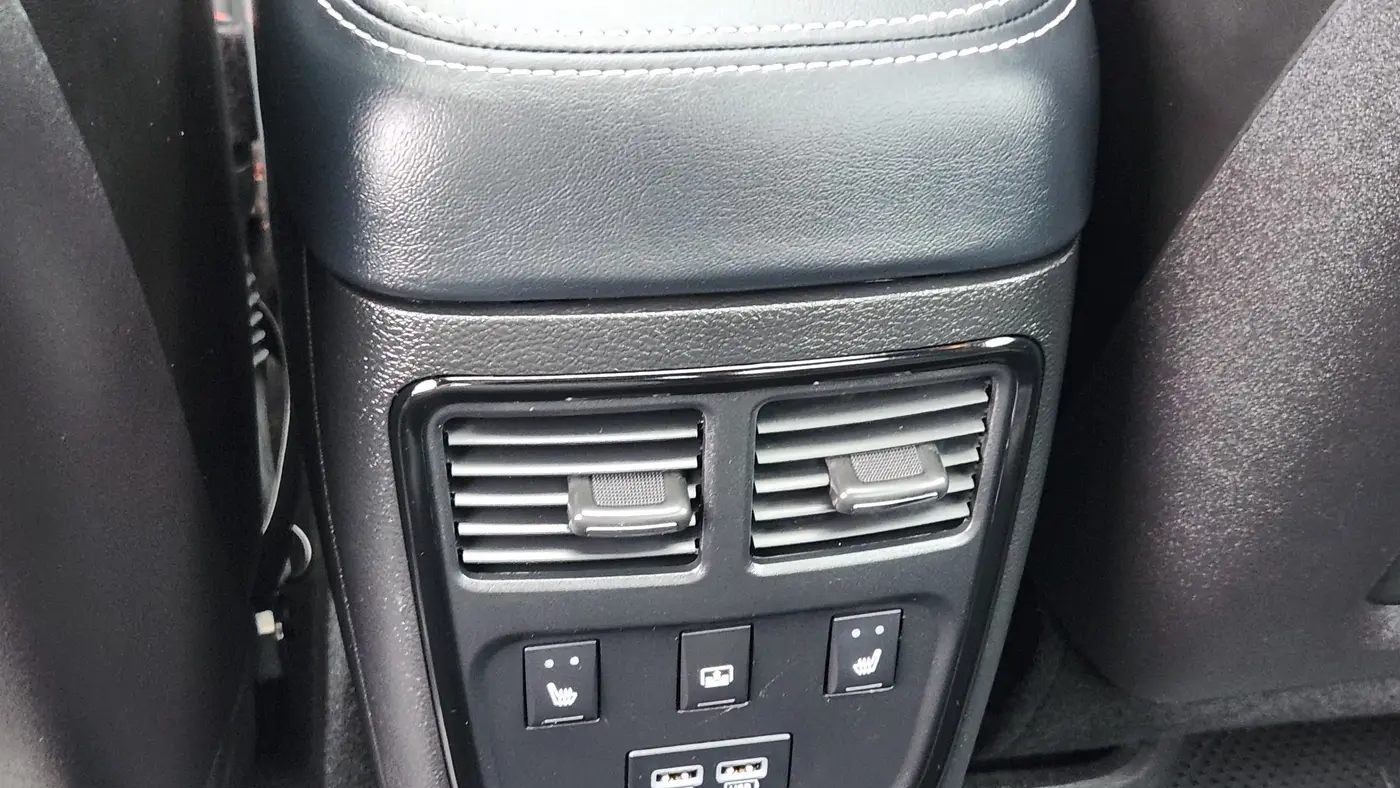 2023 Chrysler 300 S V8