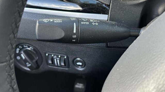 2023 Chrysler 300 Touring L