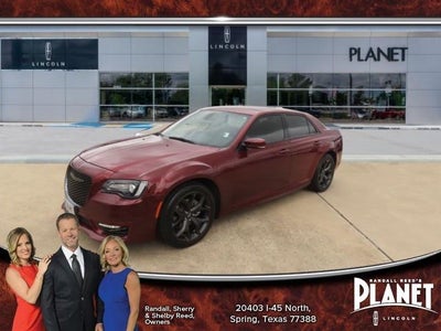 2022 Chrysler 300 Touring L 4DR Sedan