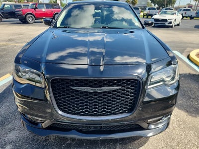 2022 Chrysler 300 Touring L 4DR Sedan