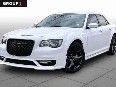 2023 Chrysler 300 Touring L 4DR Sedan