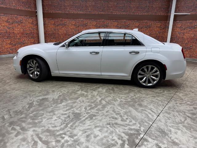 2019 Chrysler 300 - $15,510