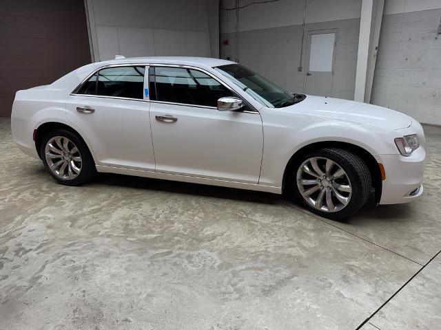 2019 Chrysler 300 - $15,510