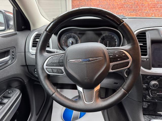2019 Chrysler 300 - $15,510
