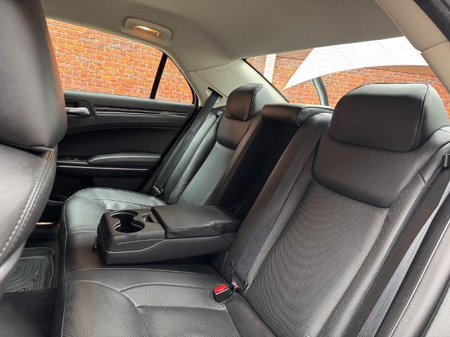2019 Chrysler 300 - $15,510