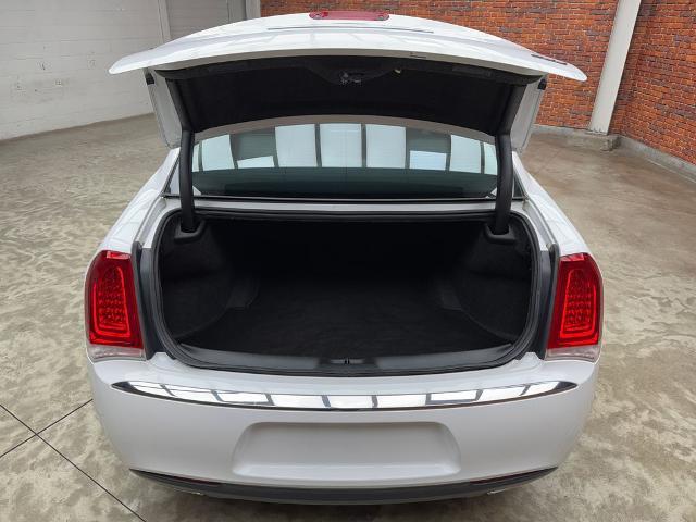 2019 Chrysler 300 - $15,510
