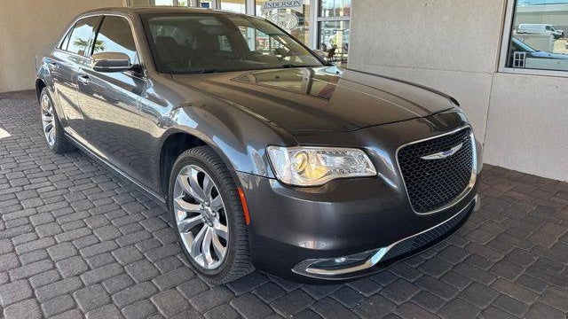 2019 Chrysler 300 Limited