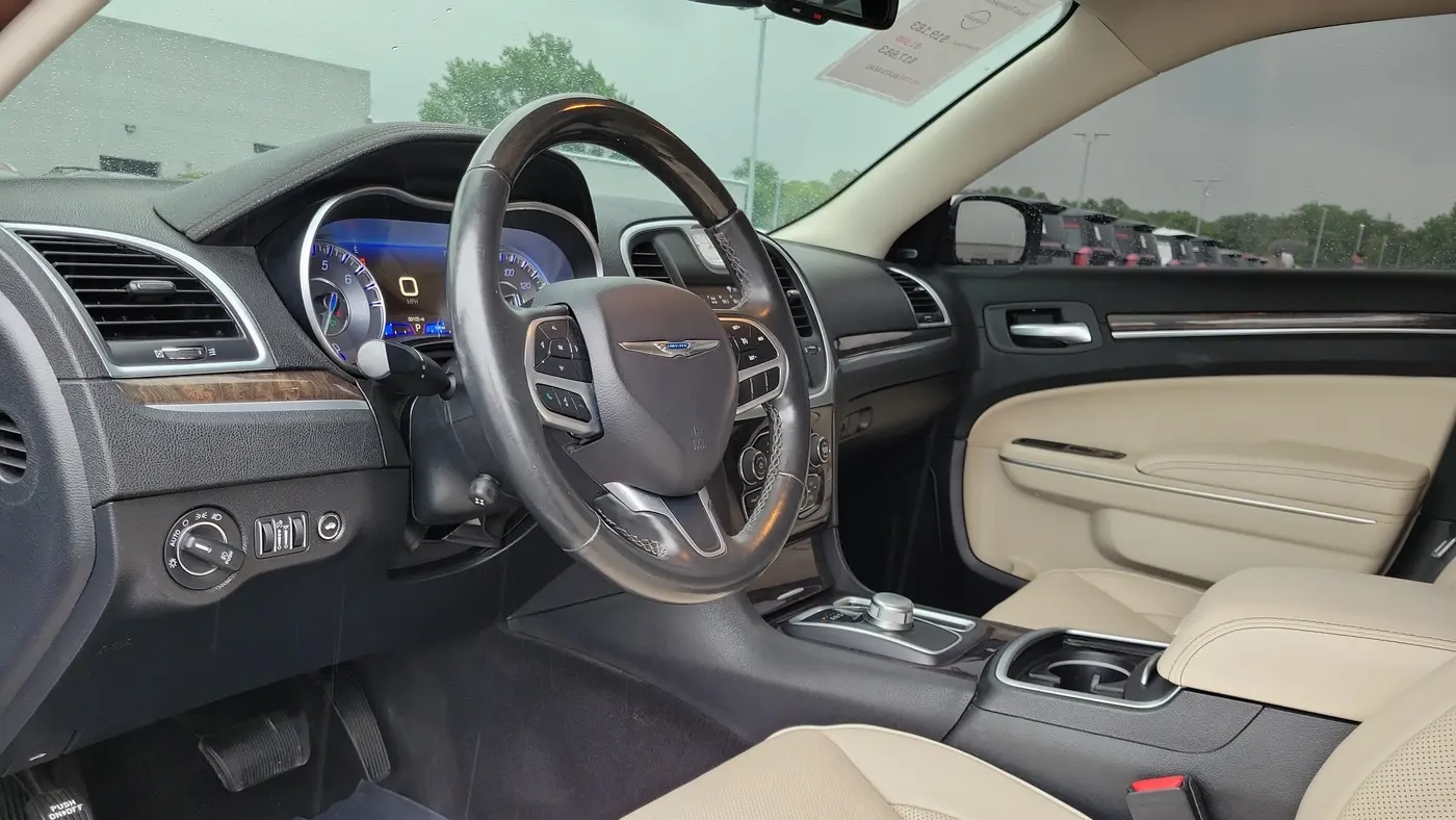 2019 Chrysler 300 Limited