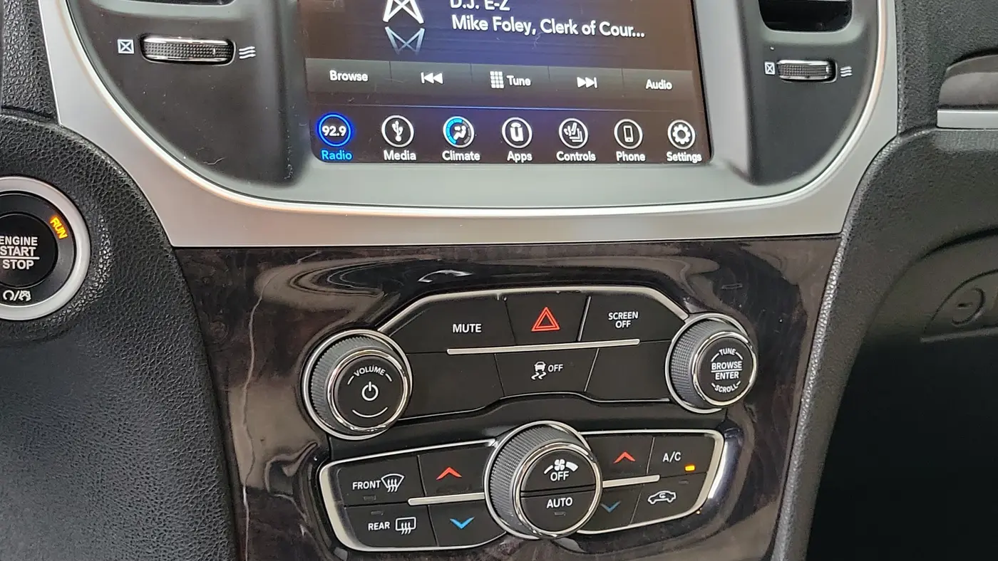 2019 Chrysler 300 Limited