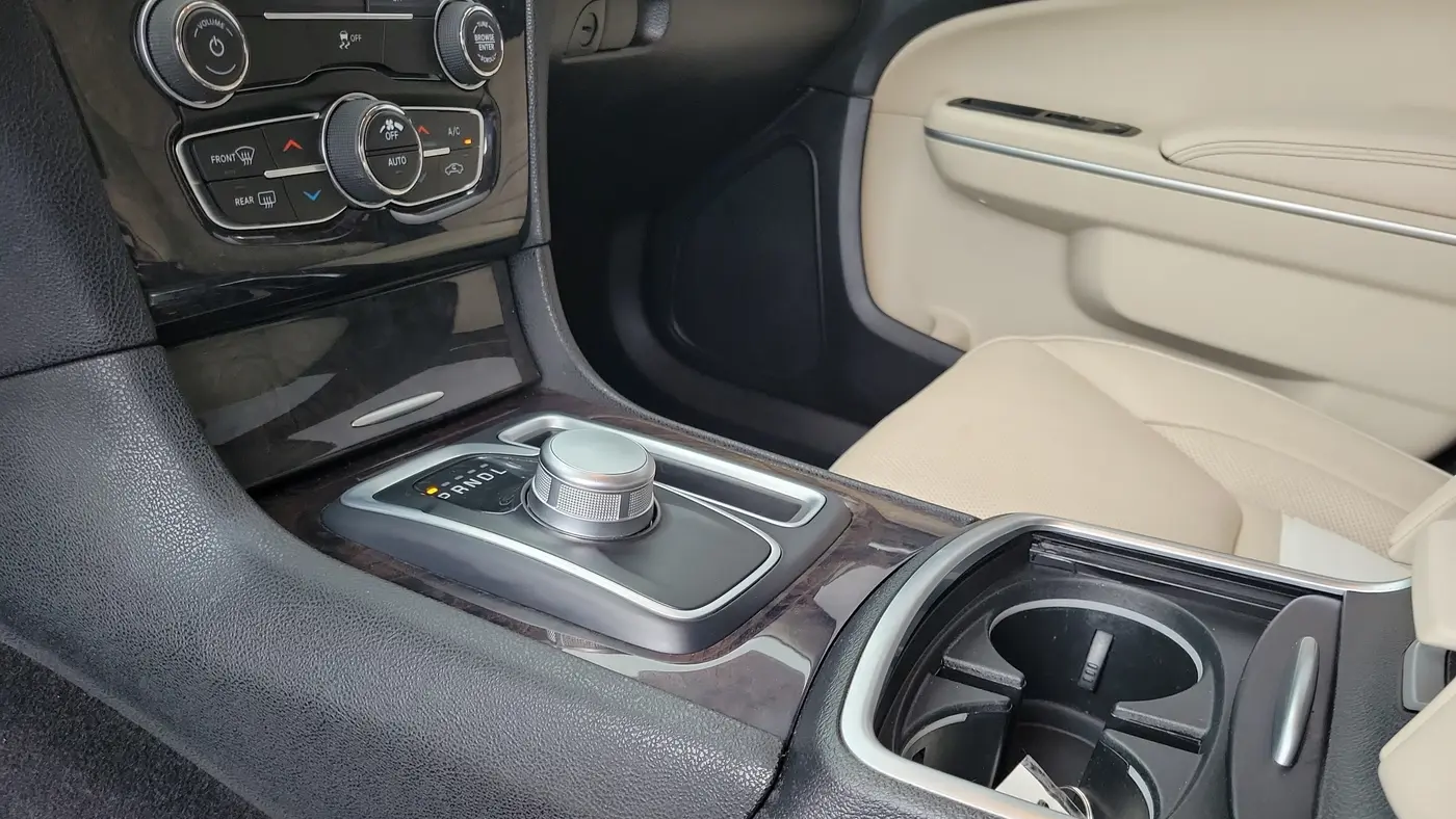 2019 Chrysler 300 Limited