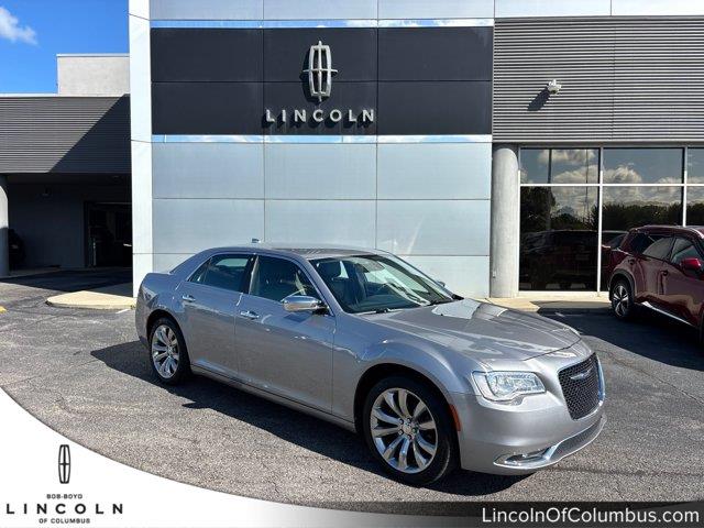 2018 Chrysler 300