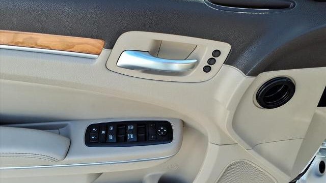 2012 Chrysler 300 C