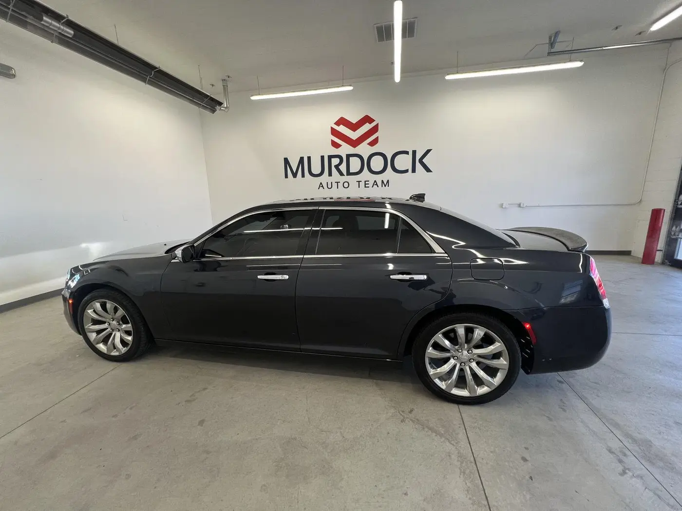 2016 Chrysler 300 - $8,998