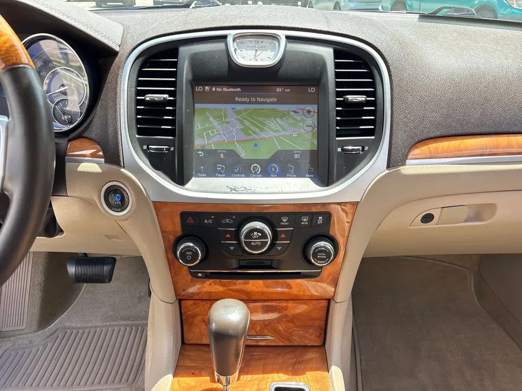 2013 Chrysler 300 - $14,000