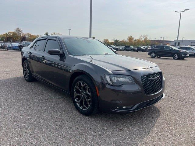 2015 Chrysler 300 - $13,995
