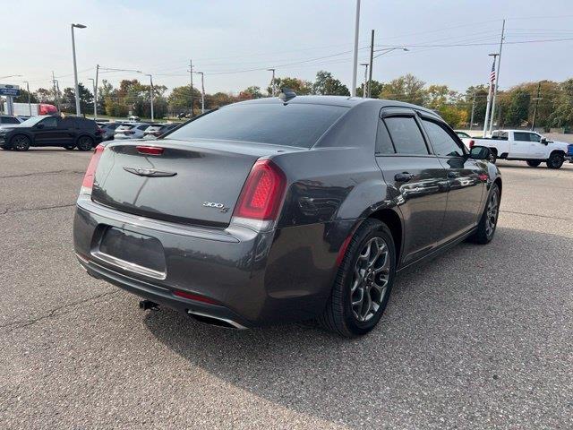 2015 Chrysler 300 - $13,995