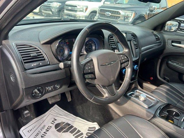 2015 Chrysler 300 - $13,995