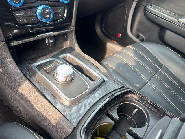 2015 Chrysler 300 - $13,995