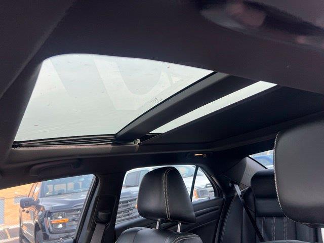 2015 Chrysler 300 - $13,995