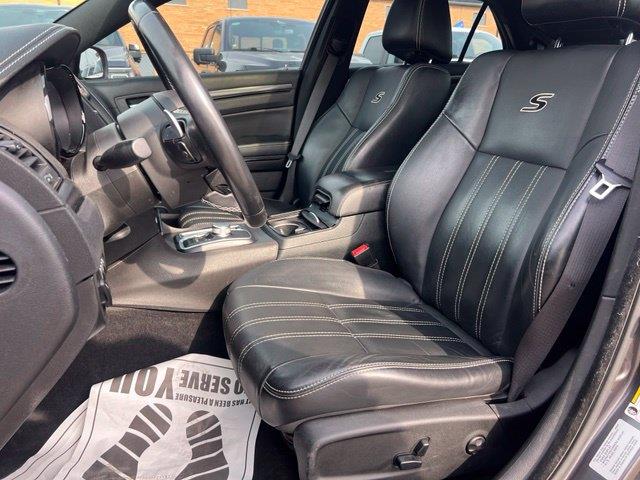 2015 Chrysler 300 - $13,995