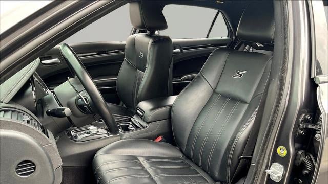 2018 Chrysler 300 S