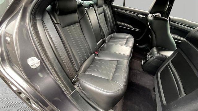 2018 Chrysler 300 S