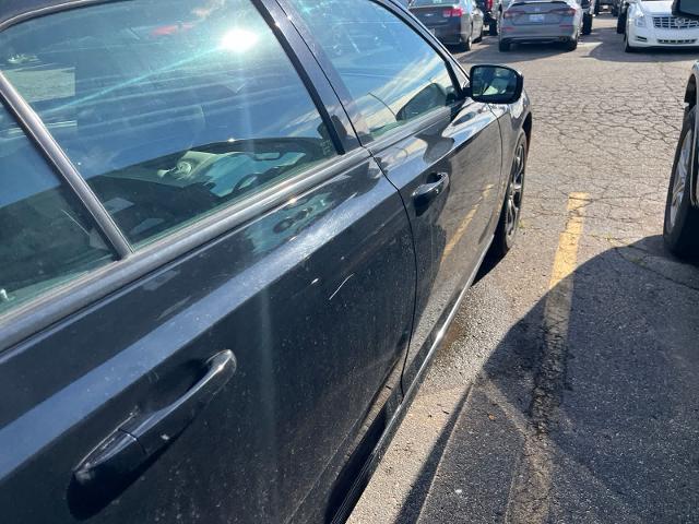 2019 Chrysler 300 - $17,179