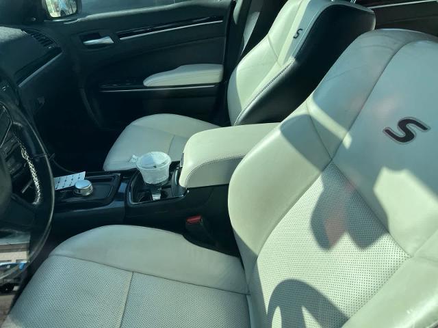 2019 Chrysler 300 - $17,179
