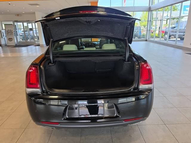 2019 Chrysler 300 - $17,079