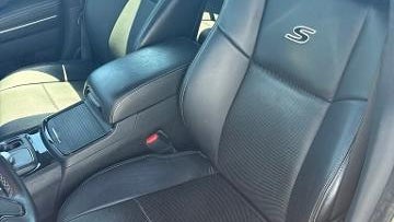 2018 Chrysler 300 S